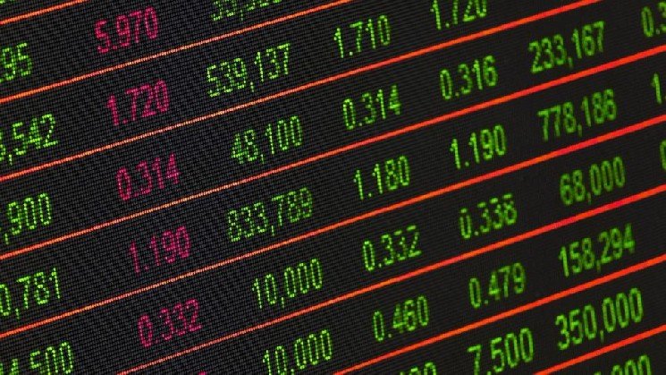Bitcoin's recent macro relief faces a challenge from Japanese interest rates