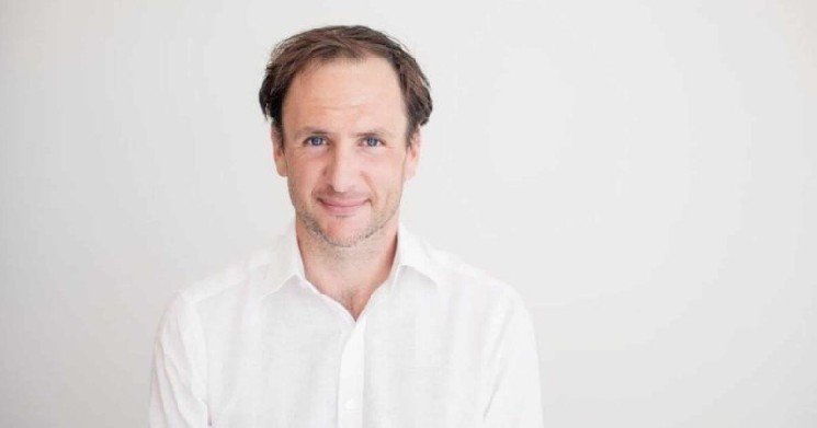 Former Tether investment chief seeks to sell 1% stake in USDT issuer
