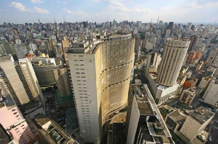Latin America’s biggest stock exchange now offers options on bitcoin, ether and solana futures
