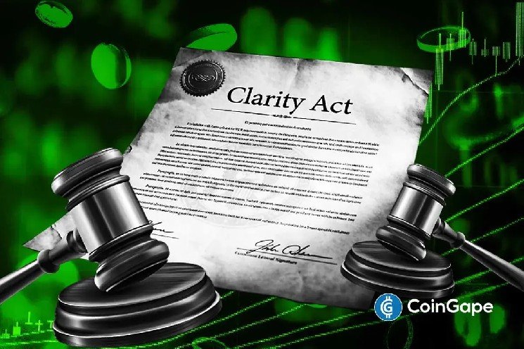 Coinbase Exec Slams Senator Warren Amid CLARITY Act & National Security Debate