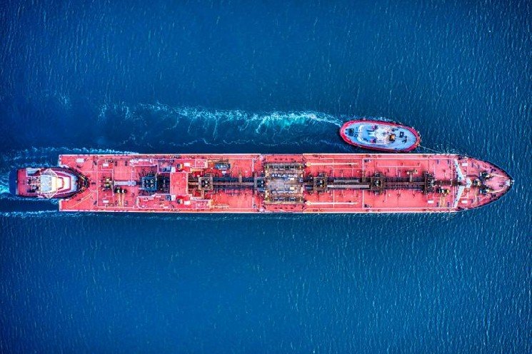 Resurgent U.S.-Iran hostilities send bitcoin lower even as ETF flows show demand