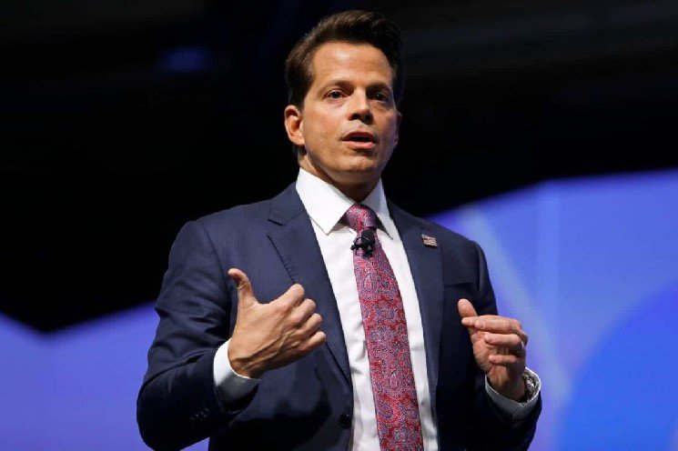 Anthony Scaramucci Predicts Trump Will Back Bipartisan Ethics Deal as CLARITY Act Odds Hit New Low