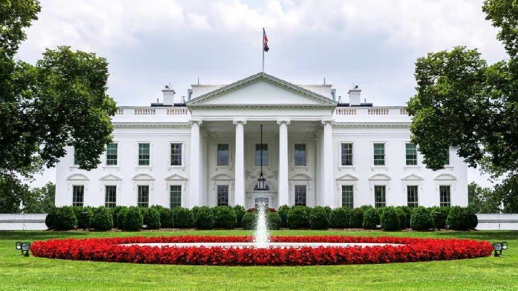 Senate Has 4 Days to Advance CLARITY Act as White House Weighs Deal