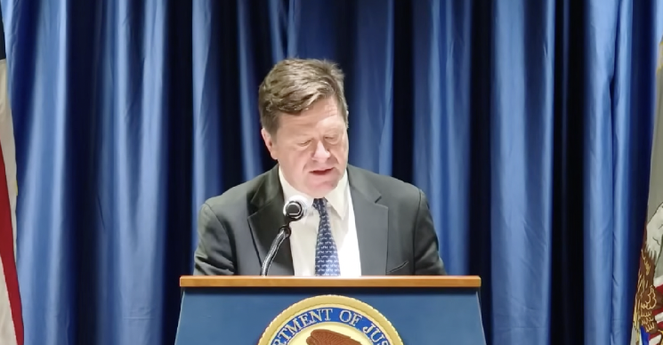 Former SEC Boss Behind Ripple Lawsuit Sworn In as Intelligence Chief