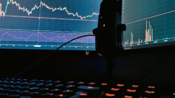 Bitcoin steadies above $64,000 as traders watch $100 billion SpaceX unlock