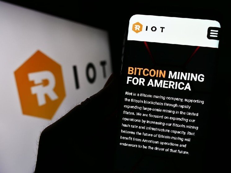 Riot Platforms Stock Surges on Q2 Results, 20-Year Data Center Deal