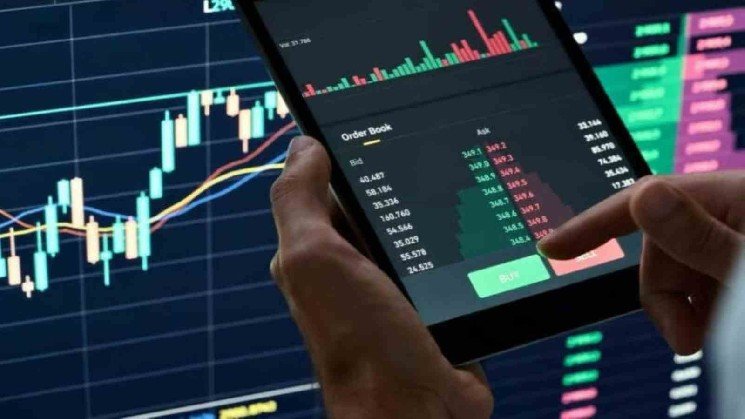 Crypto trader turns $120 into over $200,000 in hours