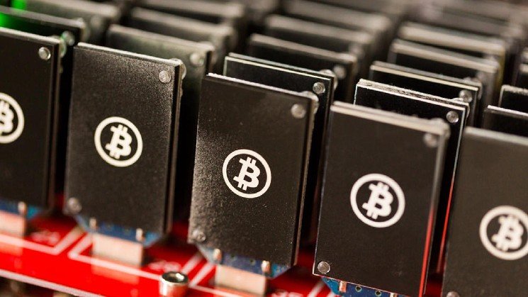 Bitcoin miners’ AI pivot pays off, but mining could revive with one twist