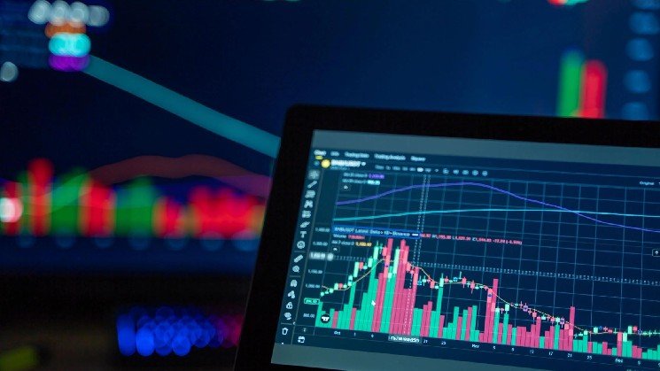 Solana leads bitcoin and ether higher while Korean chip stocks slide 7%
