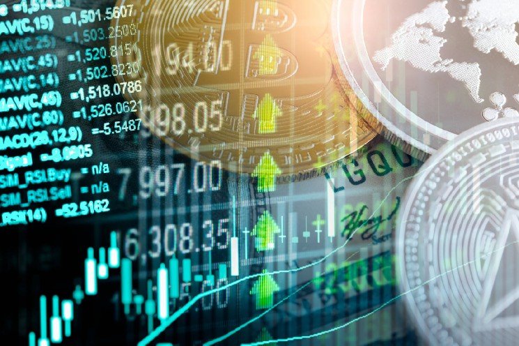 Crypto Whales Are Rotating From Bitcoin to XRP and Solana: Wintermute Breaks Down Why