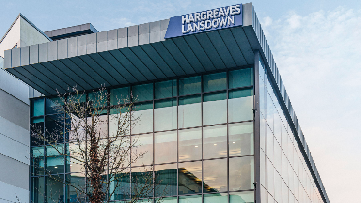 From warning to listing: UK’s largest retail investment platform opens access to crypto ETNs