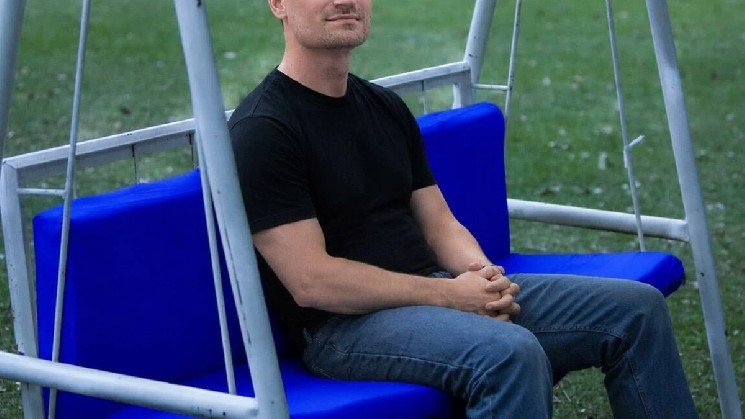 Base Announces New Tokenized Stocks Awaiting Coinbase Launch