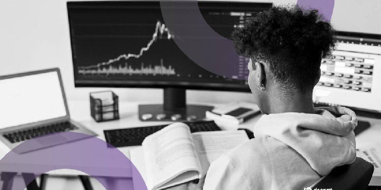 Crypto Traders Are Pairing Meme Coins With Stocks on Robinhood—And It's Working (Sort Of)