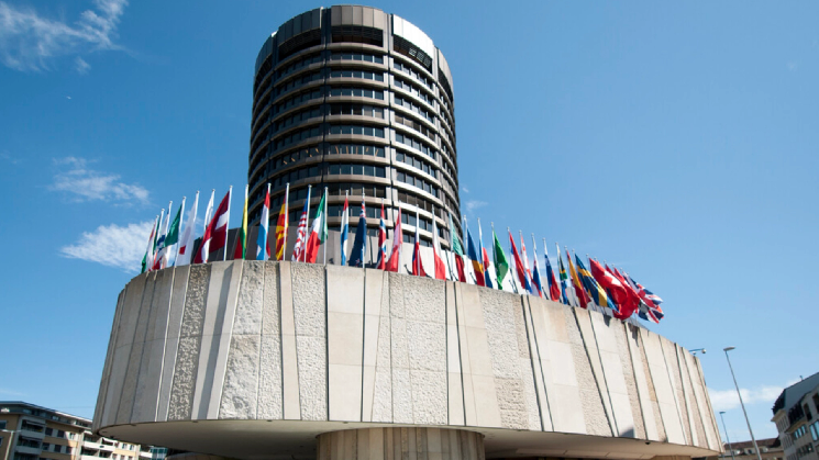 BIS chief warns AI capex arms race relies on opaque debt, posing systemic risks