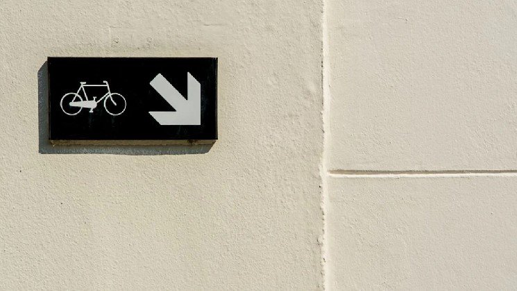 Tokenized Stocks Surge to $247.8M in DeFi as Interest Grows