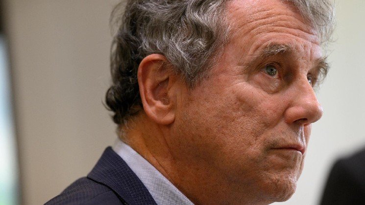 Crypto's Fairshake repeats history with $30 million to oppose Sherrod Brown Senate bid