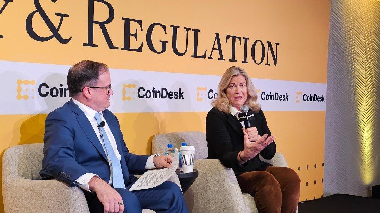 Democrats 'chose visceral hatred for' Donald Trump over crypto Clarity Act, Lummis says