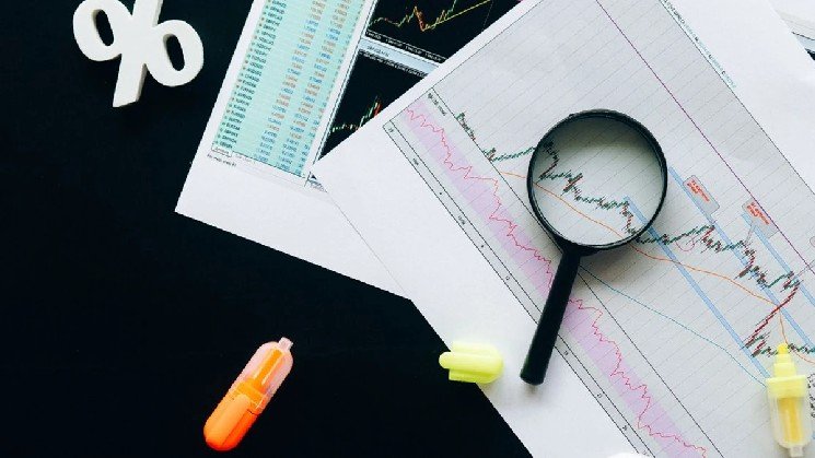 Base Tokenized Equities Surge on Uniswap, Says Brian Armstrong